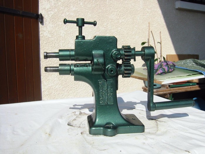Bordeuse.JPG